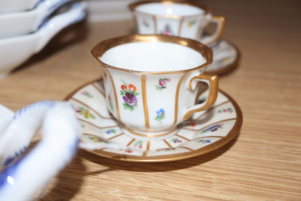 A Royal Copenhagen part dinner service, leaf dish and two cups and saucers 80